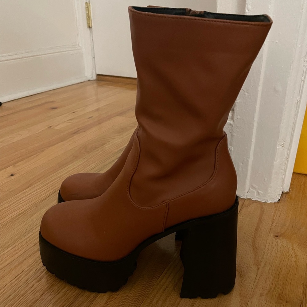 Light brown platform boots